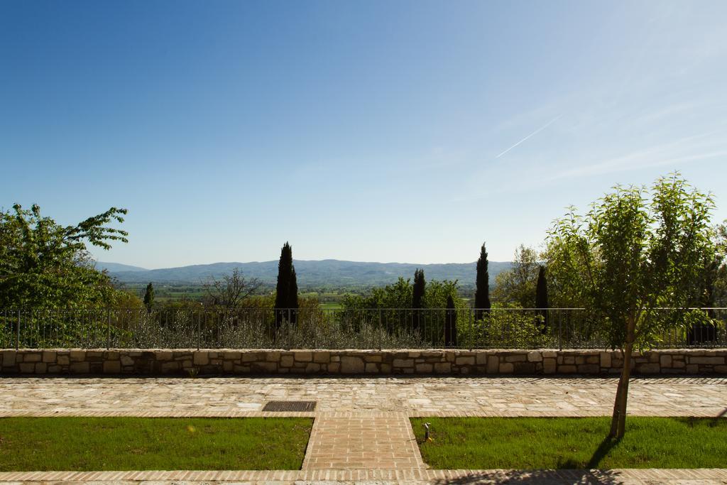 Villa Degli Ulivi 阿西西 外观 照片